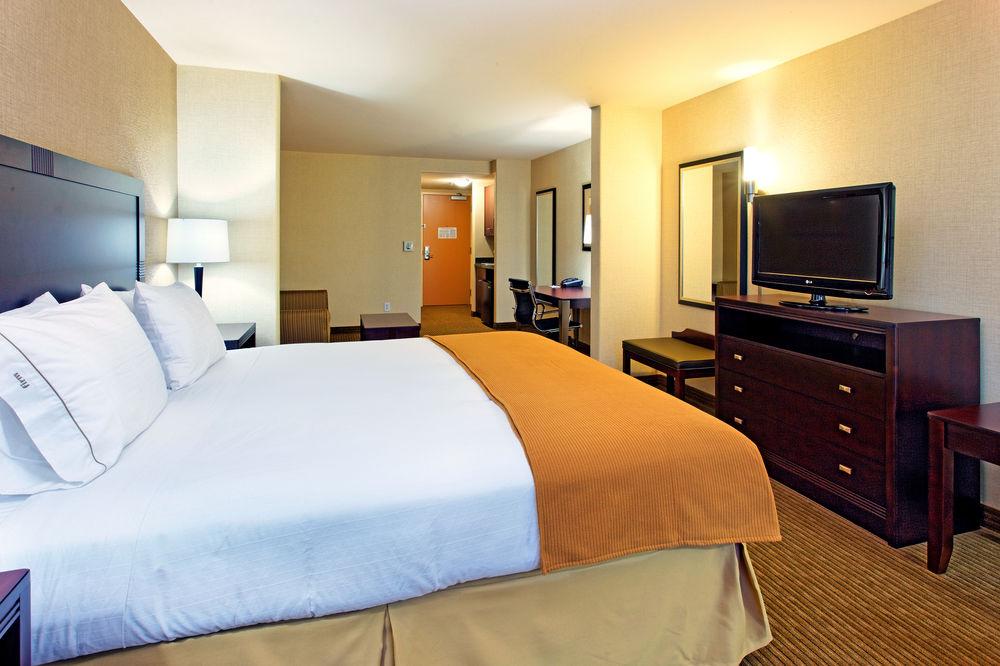 Holiday Inn Express Fresno Northwest - Herndon By Ihg Екстериор снимка