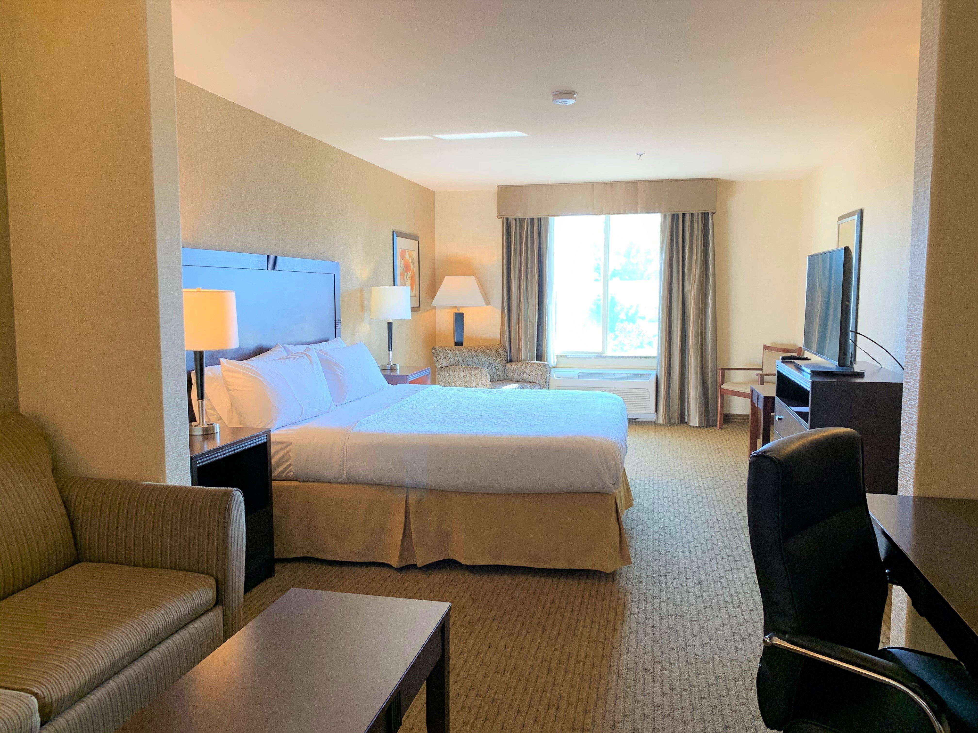 Holiday Inn Express Fresno Northwest - Herndon By Ihg Екстериор снимка