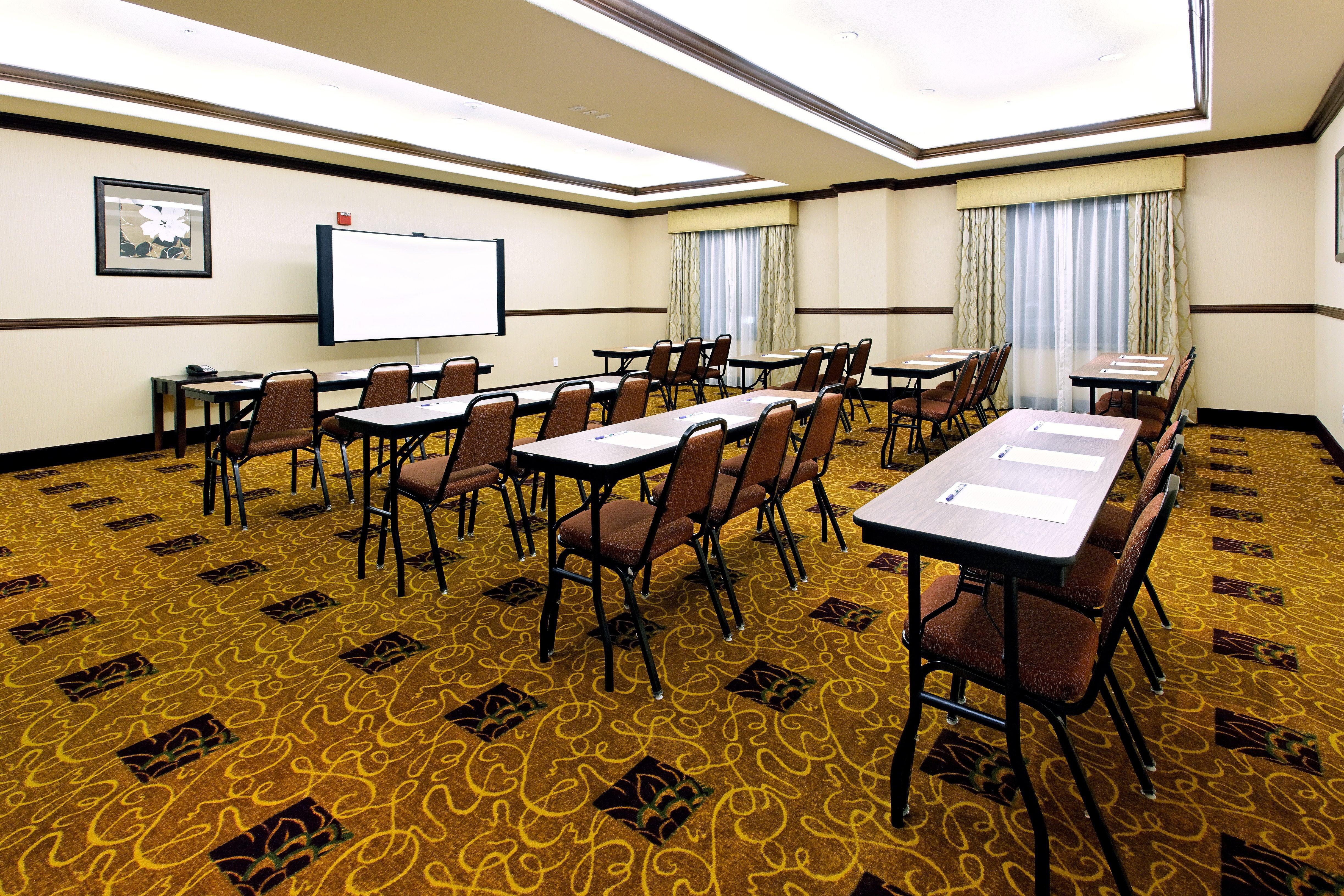 Holiday Inn Express Fresno Northwest - Herndon By Ihg Екстериор снимка