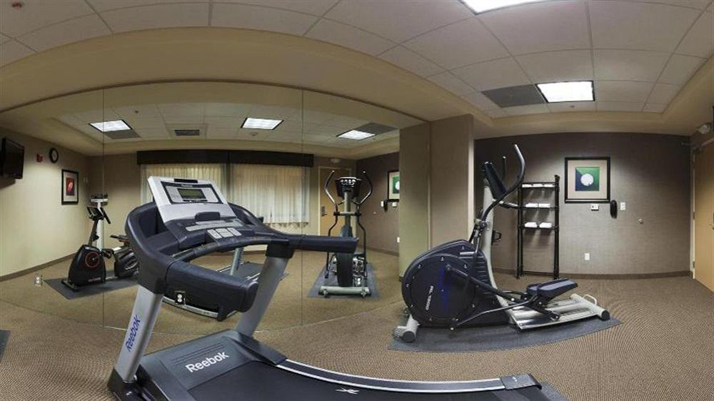 Holiday Inn Express Fresno Northwest - Herndon By Ihg Екстериор снимка